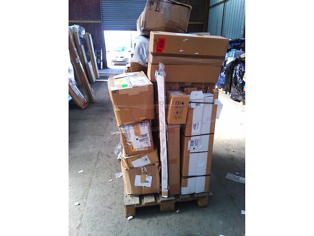 Pallet met 40 artikelen, klantretour amazon klasse c - afbeelding 2 van  5