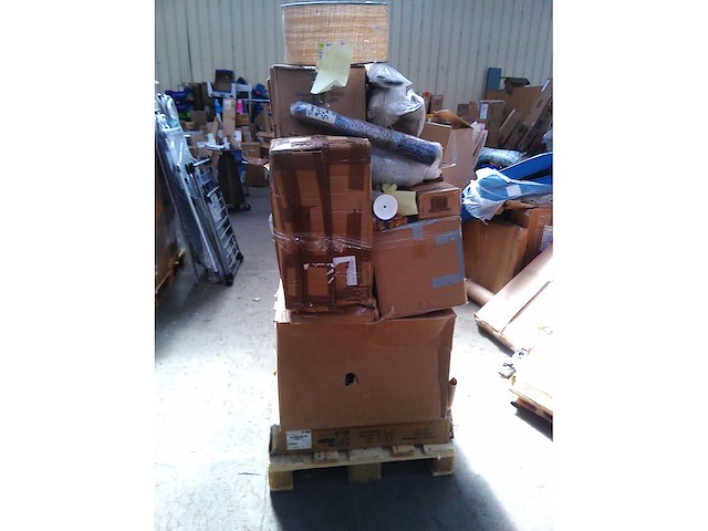 Pallet met 40 artikelen, klantretour amazon klasse c - afbeelding 4 van  5