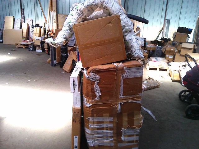 Pallet met 40 artikelen, klantretour amazon klasse c - afbeelding 3 van  3