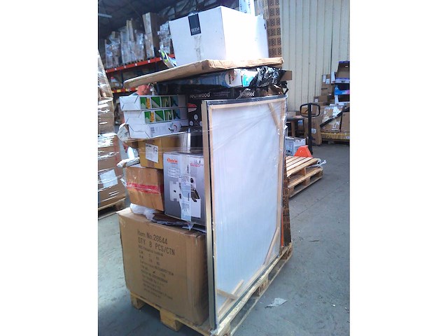Pallet met 40 artikelen, klantretour amazon klasse c - afbeelding 5 van  5