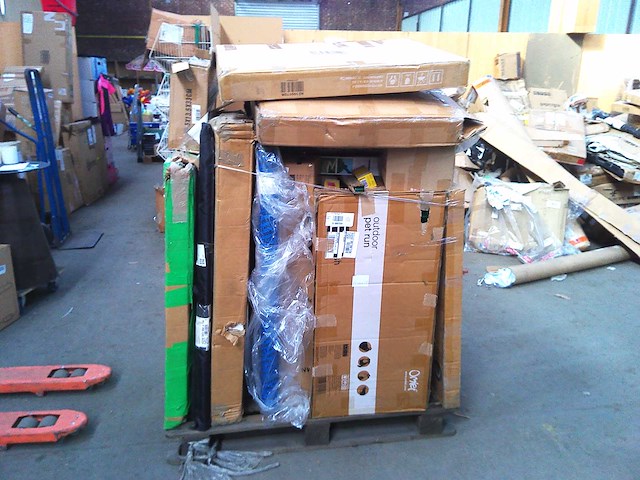 Pallet met 40 artikelen, klantretour amazon klasse c - afbeelding 1 van  4