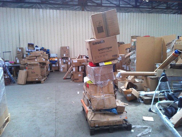 Pallet met 40 artikelen, klantretour amazon klasse c - afbeelding 1 van  5