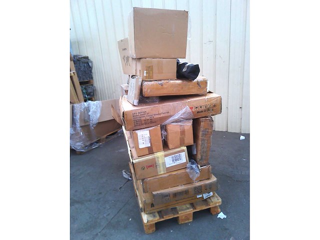 Pallet met 40 artikelen, klantretour amazon klasse c - afbeelding 5 van  5