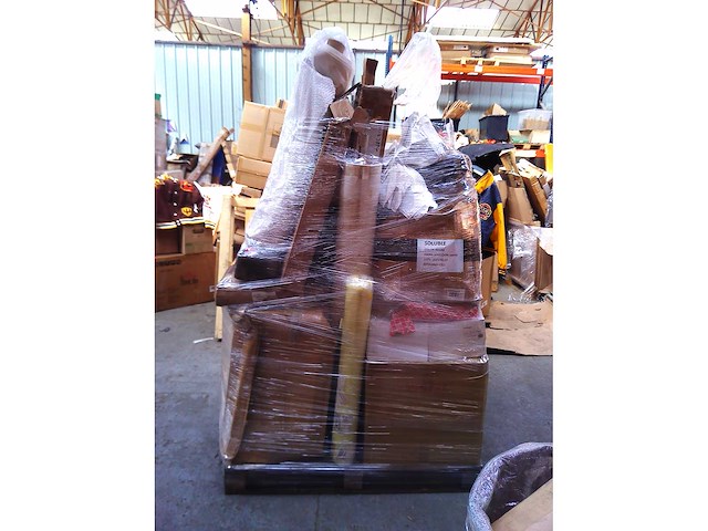 Pallet met 40 artikelen, klantretour amazon klasse c - afbeelding 2 van  5
