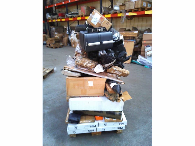 Pallet met 40 artikelen, klantretour amazon klasse c - afbeelding 5 van  5