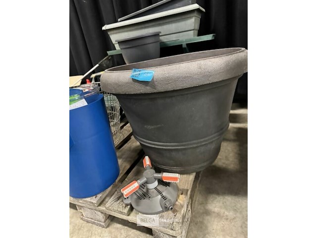 Pallet met bloempotten - bloemenrek - bloembakken - afbeelding 4 van  6