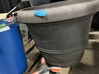 Pallet met bloempotten - bloemenrek - bloembakken - afbeelding 4 van  6