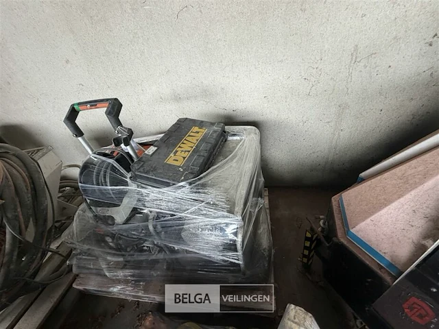 Pallet met div machines - afbeelding 2 van  5