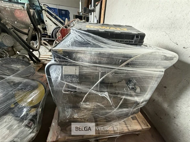 Pallet met div machines - afbeelding 3 van  5