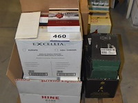 Pallet met diverse dranken, met o.a. johnnie walker, the famous grouse, chivas regal, hine, excellia, fever-tree, crodino - afbeelding 1 van  3
