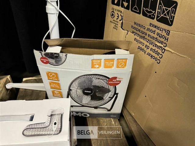 Pallet met diverse goederen - afbeelding 6 van  9