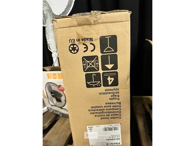 Pallet met diverse goederen - afbeelding 8 van  9