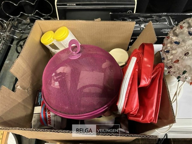 Pallet met diverse goederen - afbeelding 6 van  8