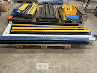 Pallet met diverse soorten ijzer - afbeelding 1 van  5