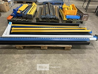 Pallet met diverse soorten ijzer - afbeelding 2 van  5