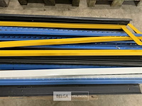 Pallet met diverse soorten ijzer - afbeelding 4 van  5