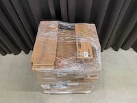Pallet met gemengde supplies en onderdelen - afbeelding 4 van  4