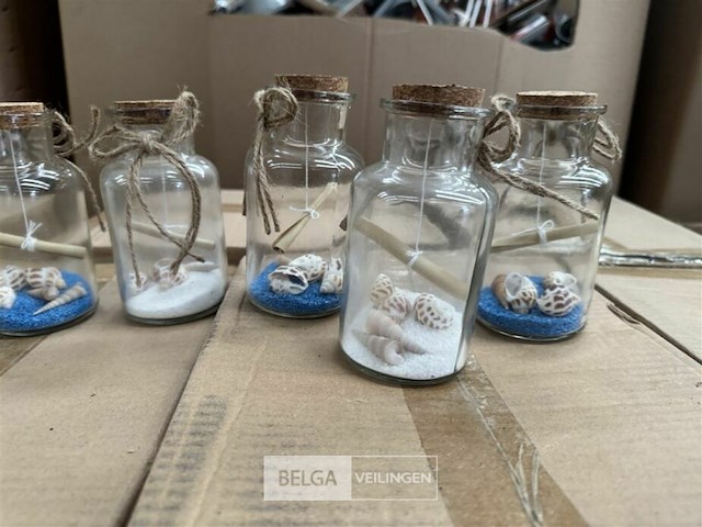 Pallet met inhoud deco vaasjes met schelpen - afbeelding 4 van  7