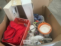 Pallet met inhoud diverse consumenten goederen - afbeelding 7 van  7
