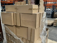 Pallet met inhoud diverse decoratie