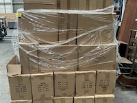 Pallet met inhoud diverse decoratie - afbeelding 5 van  5