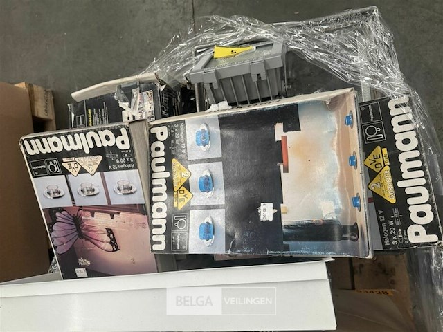 Pallet met inhoud diverse verliochting - afbeelding 4 van  7