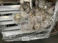 Pallet met inhoud diverse verliochting - afbeelding 6 van  7