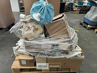 Pallet met inhoud ongecontroleerde goederen