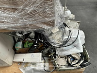 Pallet met inhoud ongecontroleerde goederen - afbeelding 4 van  6