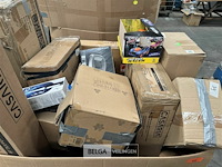 Pallet met inhoud ongecontroleerde retour goederen - afbeelding 3 van  4