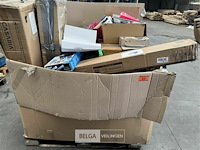 Pallet met inhoud ongecontroleerde retour goederen - afbeelding 2 van  7