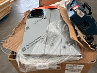 Pallet met inhoud ongecontroleerde retour goederen - afbeelding 2 van  3