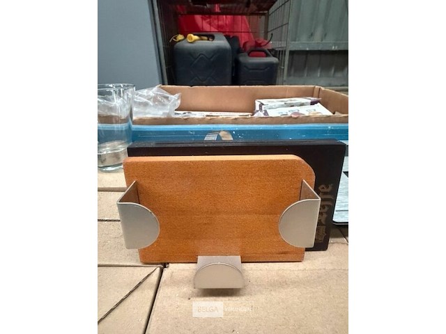 Pallet met inhoud - afbeelding 4 van  6