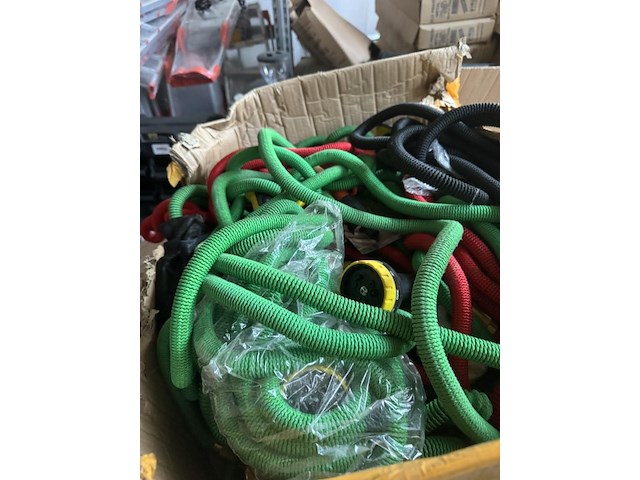 Pallet met inhoud - afbeelding 8 van  8