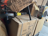 Pallet met inhoud - afbeelding 6 van  6