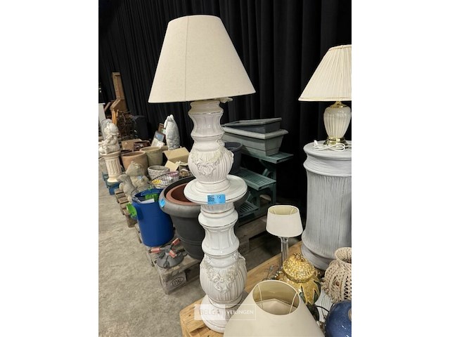 Pallet met lampedaires & staanders - afbeelding 7 van  7