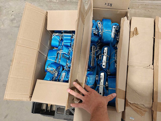 Pallet met spanriemen loadlok - afbeelding 6 van  6