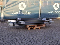 Pallet met stelling - afbeelding 1 van  1