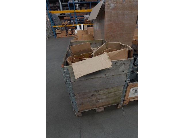 Pallet metalen sanitaire koppelstukken - afbeelding 2 van  6