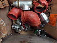 Pallet metalen sanitaire koppelstukken - afbeelding 5 van  6