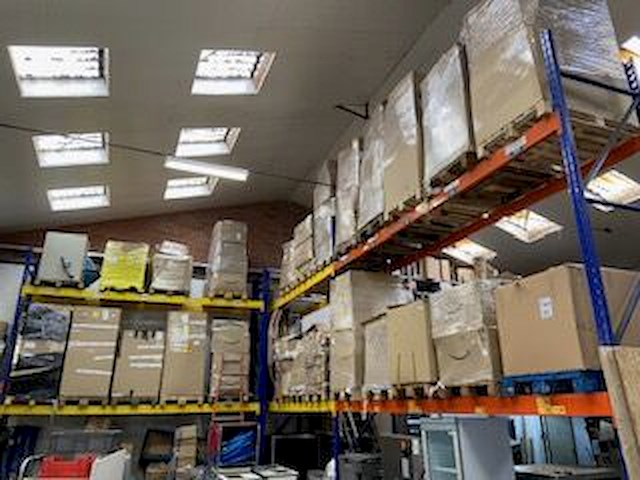 Pallet mix overstock sports-outdoors amaz 625pcs retail 10,8k - afbeelding 1 van  1