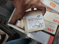 Pallet nieuw elektriciteitsmateriaal abb, schneider, socomec - afbeelding 15 van  15
