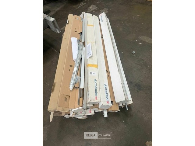 Pallet onderdelen dormaka - afbeelding 1 van  4