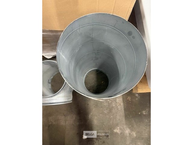Pallet onderdelen luchtkanalen - afbeelding 2 van  5