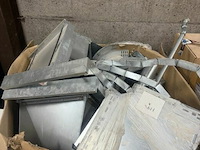 Pallet onderdelen luchtkanalen - afbeelding 1 van  4