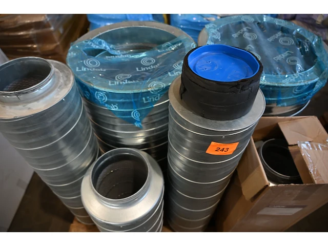Pallet onderdelen ventilatie - afbeelding 1 van  2