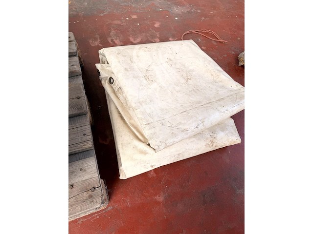 Pallet platsiekfolie,afdekzeil e.a. - afbeelding 1 van  5