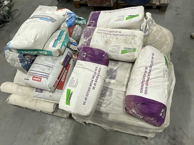 Pallet pleister- en voegproducten (willco, knauf, goldspack e.a.) - afbeelding 1 van  3