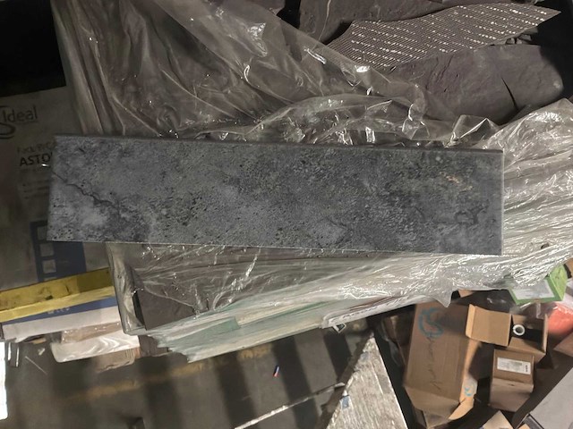 Pallet plinten - afbeelding 2 van  2