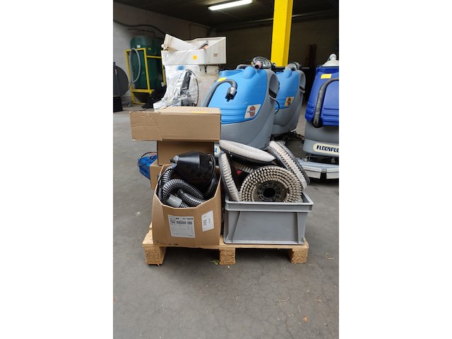 Pallet schrobborstels - afbeelding 1 van  6